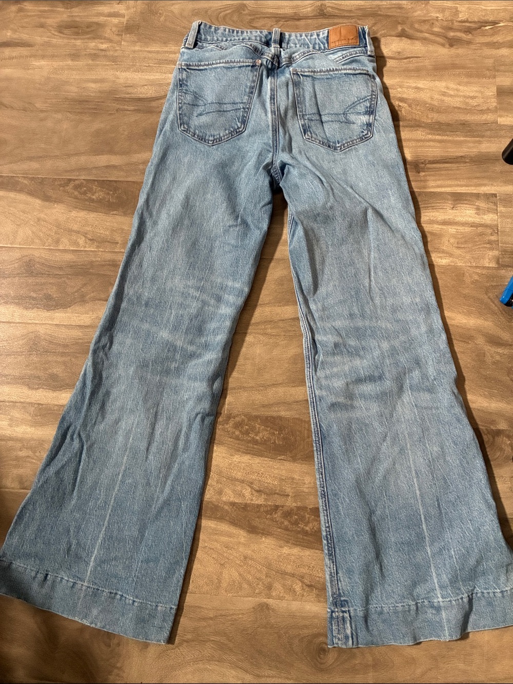 American Eagle Outfitters Light Wash Flare Jeans - Picture 2 of 3